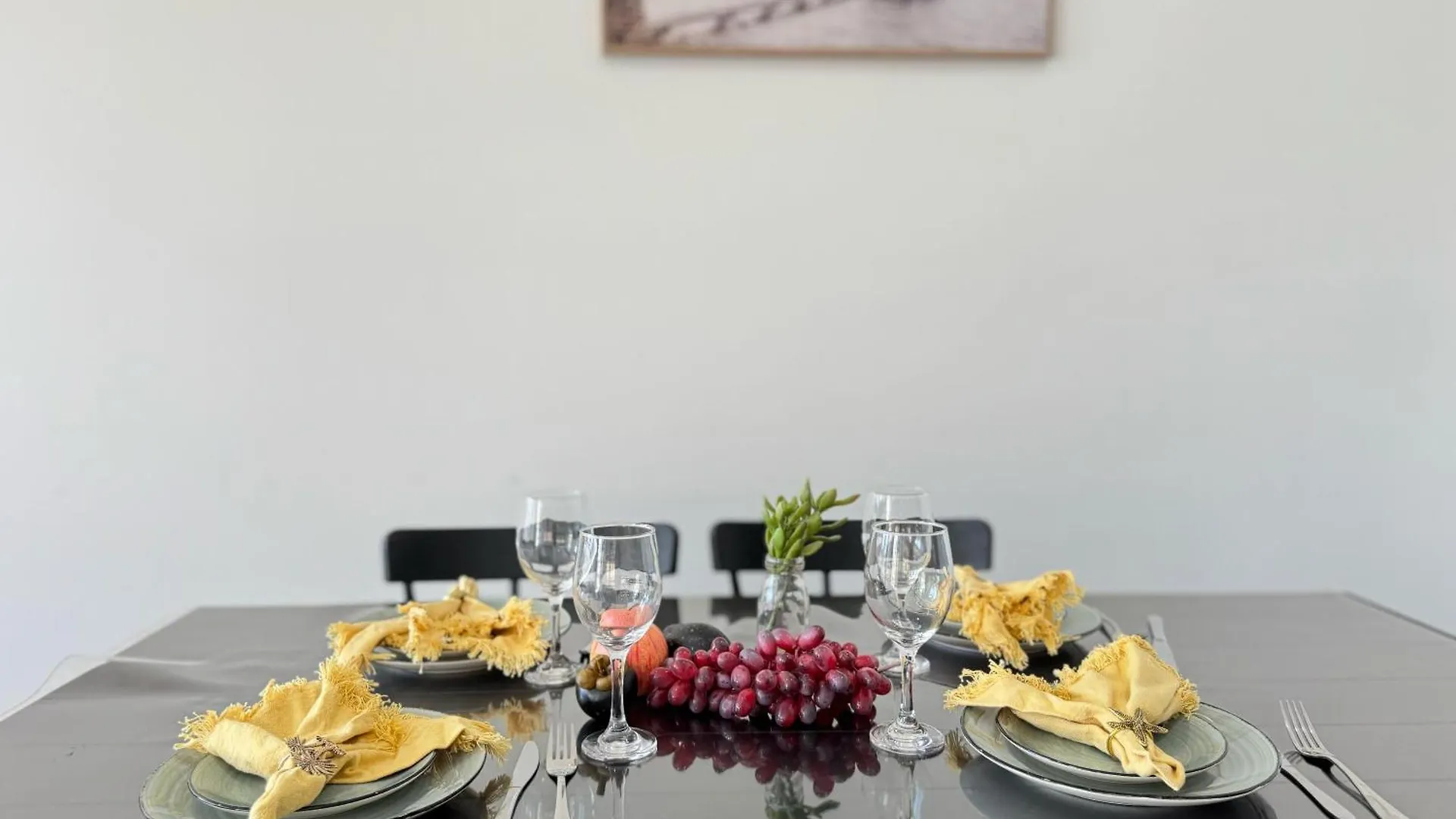 Charming 4Bdr Holiday Home In Heathwood Doolandella