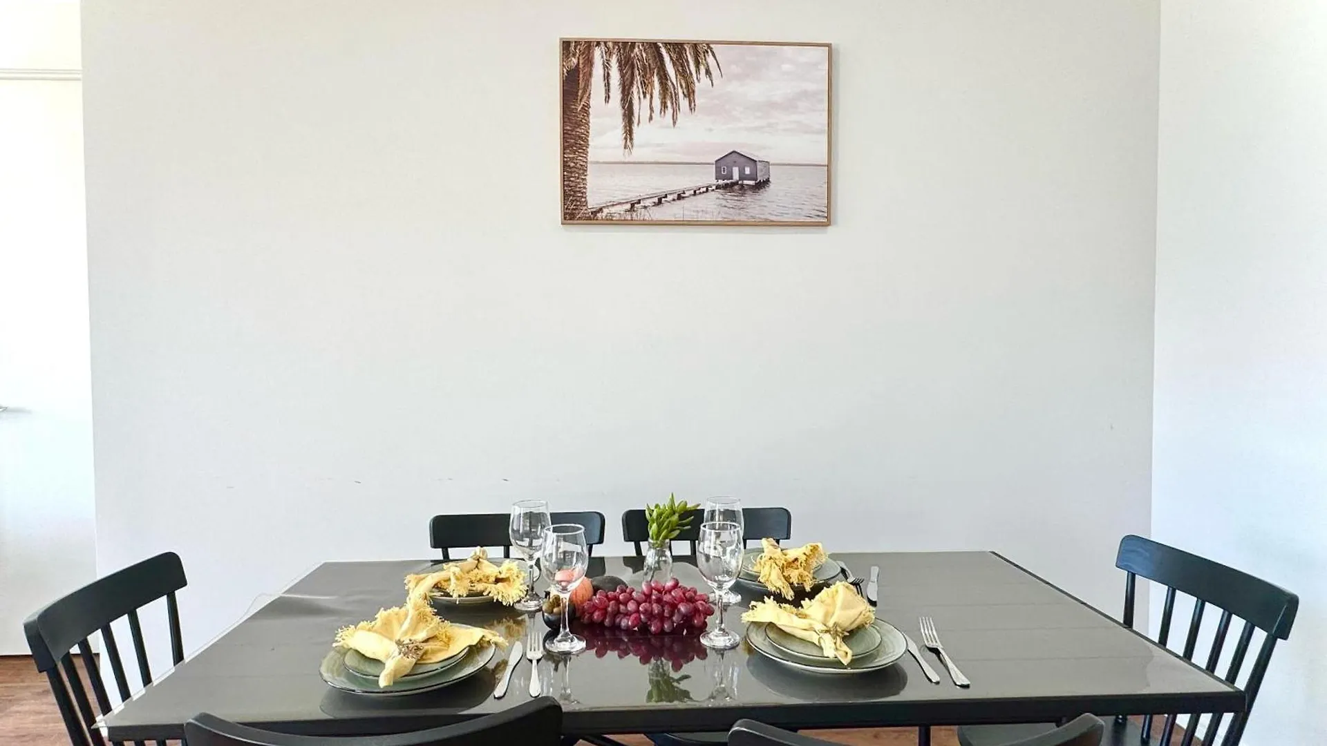 Charming 4Bdr Holiday Home In Heathwood Doolandella 0*,